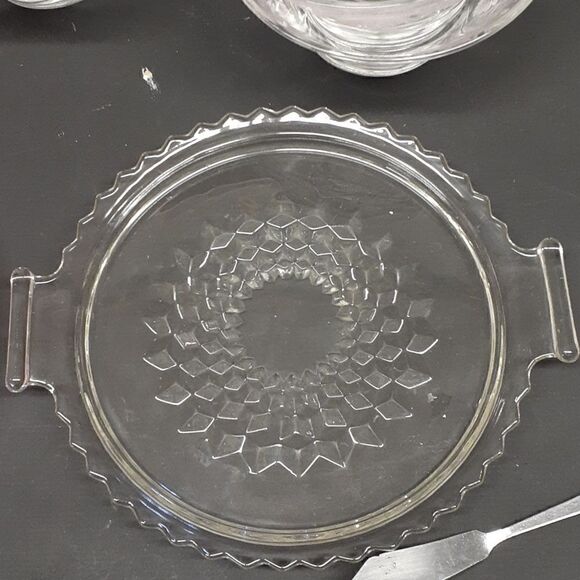 7 pc.bundle Vtg. 4 pc.daisy bowls marked Todd, butter dish/cover/Spreader - Picture 5 of 11